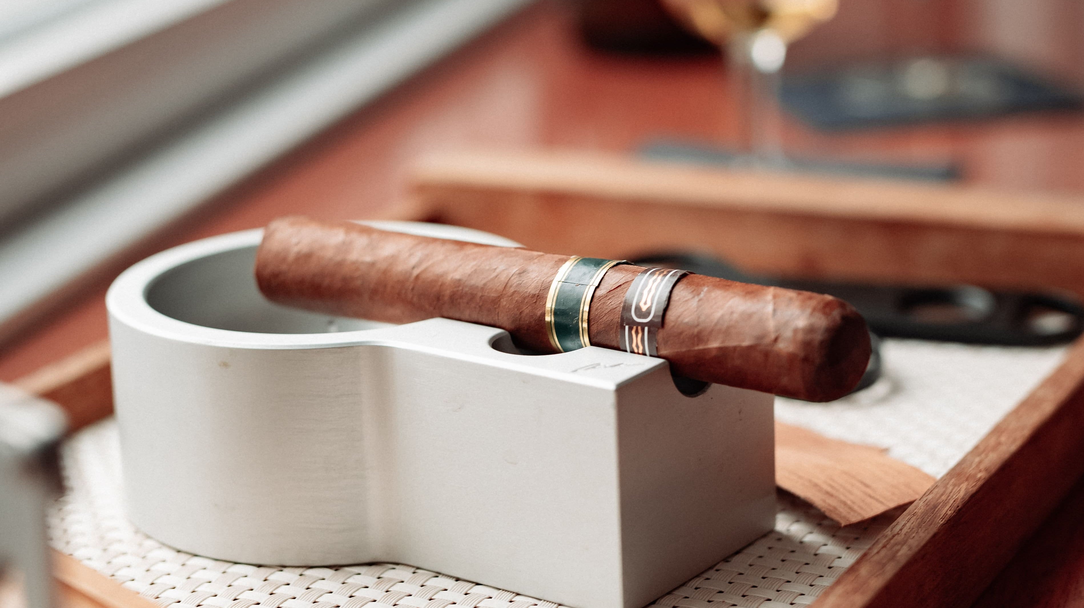 Der Einstieg in die Welt der Zigarren: Ein Leitfaden von QUAMA